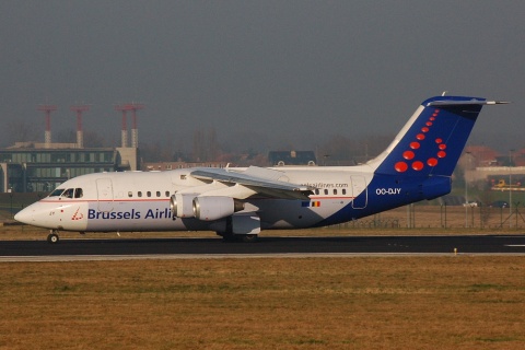 OO-DJY - RJ85 - Brussels Airlines - BRU - 19-12-2007