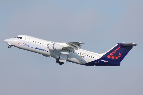 OO-DWF - RJ100 - SN Brussels Airlines - BRU - 11-03-2007