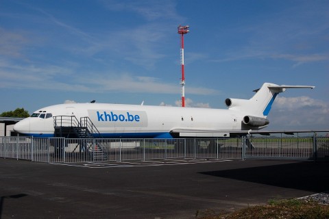 OO-KHB - 727-200 - KHBE School - OST - 04-07-2007