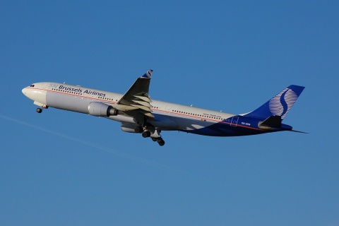 OO-SFM - A330-301 - SN Brussels Airlines - BRU - 14-01-2007b
