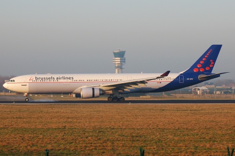 OO-SFN - A330-301 - Brussels Airlines - BRU - 19-12-2007