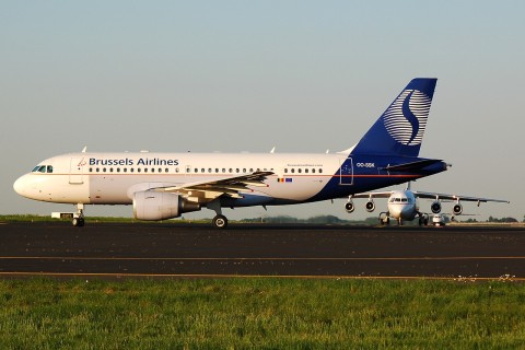 OO-SSK - A319-112 - Brussels Airlines - BRU - 01-05-2007