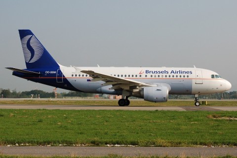 OO-SSM - A319-112 - Brussels Airlines - BGY - 25-09-2007b
