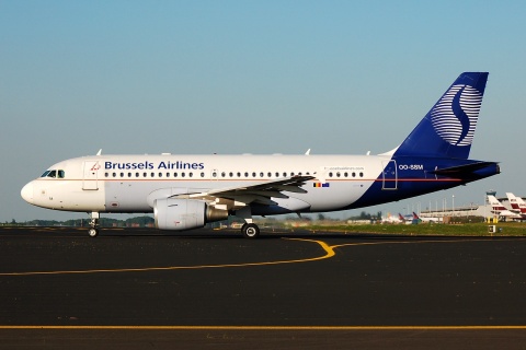 OO-SSM - A319-112 - Brussels Airlines - BRU - 01-05-2007
