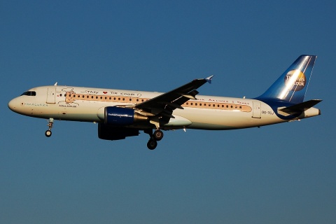 OO-TCJ - A320-214 - Thomas Cook Airlines Belgium - BRU - 20-04-2007