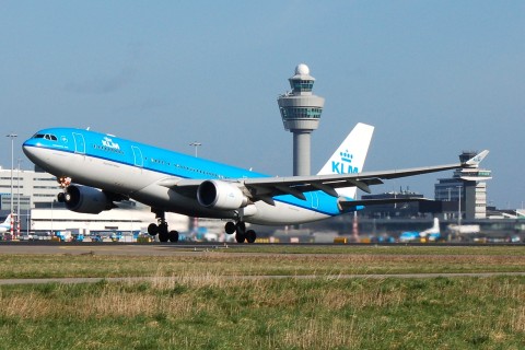 PH-AOB - A330-203 - KLM Royal Dutch Airlines - AMS - 10-03-2007