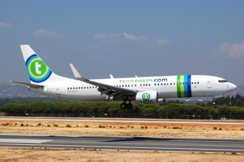 PH-HZA - 737-8K2(WL) - Transavia - FAO - 31-08-2007b