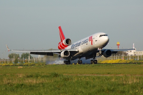 PH-MCR - MD-11-CF - Martinair Holland - AMS - 21-04-2007b