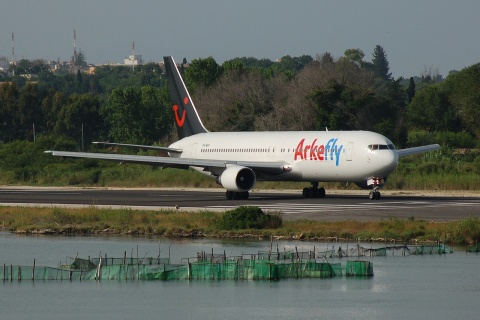 PH-MCV - 767-31A(ER) - Arkefly - CFU - 24-06-2007