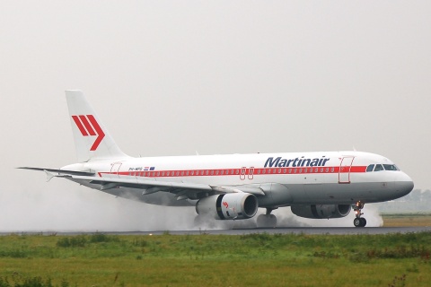 PH-MPD - A320-232 - Martinair Holland - AMS - 12-08-2007