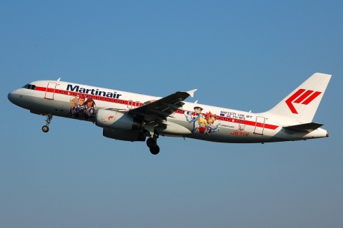 PH-MPE - A320-232 - Martinair Holland - AMS - 12-08-2007