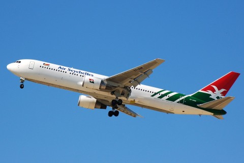 S7-AHM - 767-37D(ER) - Air Seychelles - CDG - 05-08-2007