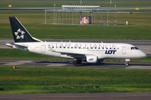 SP-LDC - ERJ-170STD (ERJ-170-100) - LOT _ Polish Airlines - WAW - 20-09-2007