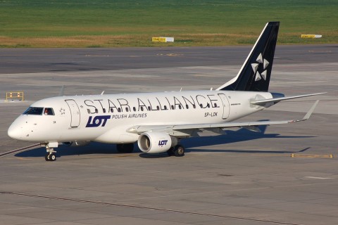 SP-LDK - ERJ-170STD (ERJ-170-100)  - LOT _ Polish Airlines - WAW - 20-09-2007