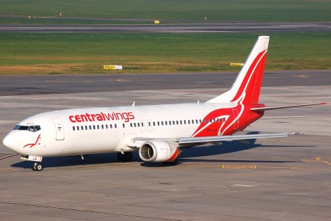 SP-LLA - 737-45D - Centralwings - WAW - 20-09-2007