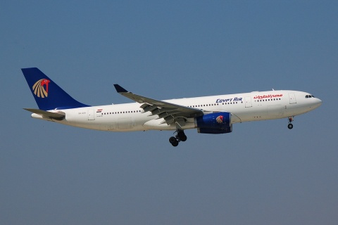 SU-GCK - A330-243 - EgyptAir - ORY - 09-04-2007