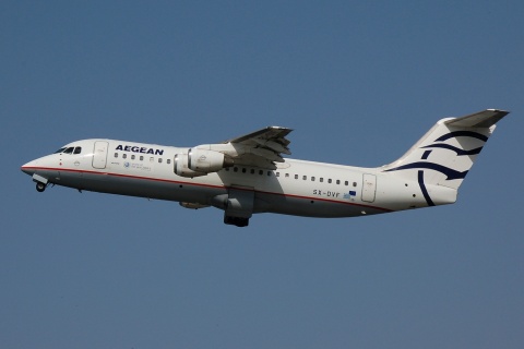 SX-DVF - RJ100 - Aegean Airlines - CFU - 24-06-2007c