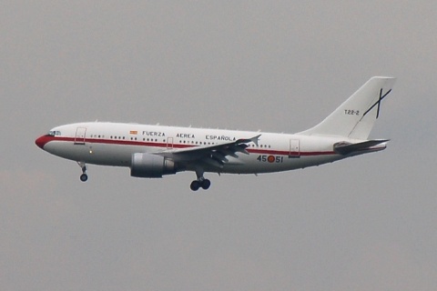 T22-2 - A310-304 - Spanish Air Force - BRU - 21-06-2007