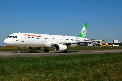 TC-FBG - A321-131 - Freebird Airlines - BRU - 01-05-2007