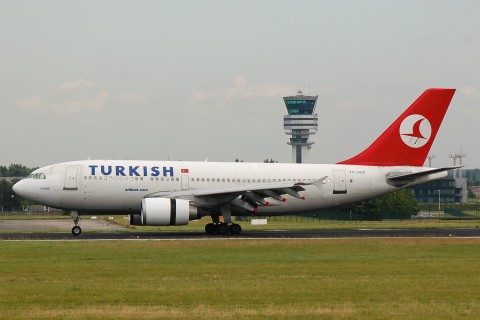 TC-JCZ - A310-304 - Turkish Airlines - BRU - 18-07-2007