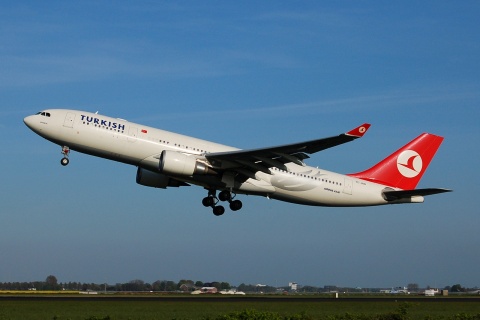 TC-JND - A330-203 - Turkish Airlines - AMS - 21-04-2007