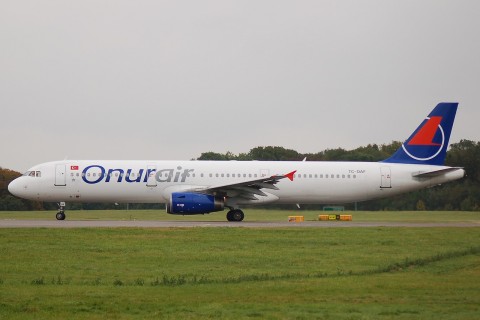 TC-OAF - A321-231 - Onur Air - STN - 01-10-2007