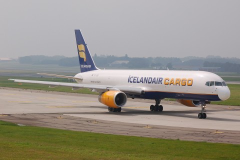 TF-CIB - 757-204 - Icelandair Cargo - LGG - 26-08-2007