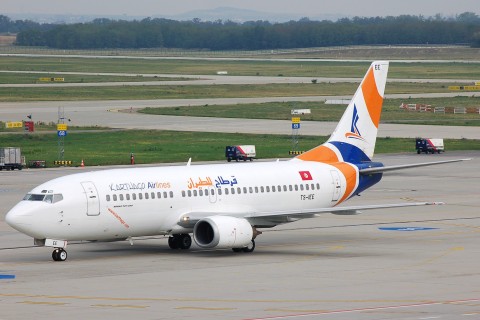 TS-IEE - 737-33A - Karthago Airlines - BUD - 28-08-2007