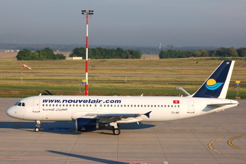 TS-INF - A320-211 - Nouvelair Tunisie - BUD - 28-08-2007