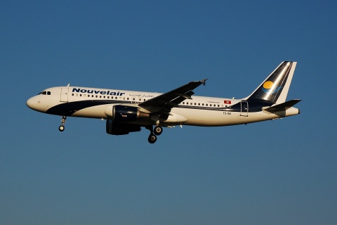 TS-INI - A320-211 - Nouvelair Tunisie - BRU - 20-04-2007