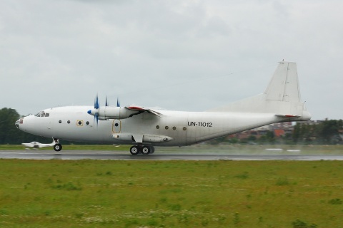 UN-11012 - Antonov An-12B - Mithras Cargo - OST - 04-07-2007