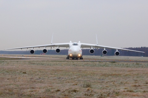 UR-82060 - Antonov An-225 - Antonov Design Bureau - GKE - 14-12-2007c