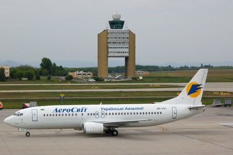 UR-VVL - 737-448 - AeroSvit Airlines - BUD - 03-05-2007