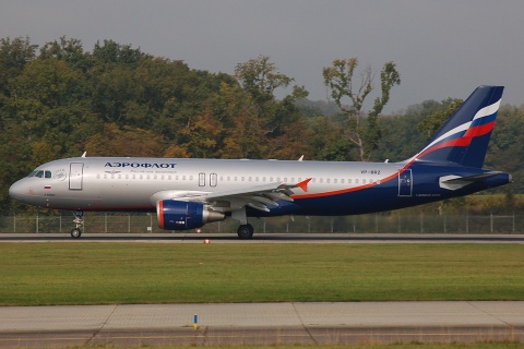 VP-BRZ - A320-214 - Aeroflot _ Russian Airlines - GVA - 02-10-2007