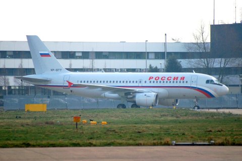 VP-BTT - A319-111 - Rossyia Airlines - MST - 25-01-2007