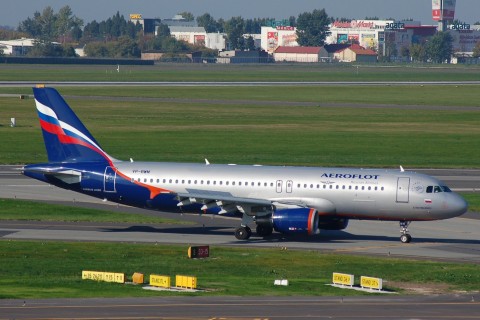 VP-BWM - A320-214 - Aeroflot _ Russian Airlines - WAW - 20-09-2007