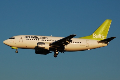 YL-BBH - 737-548 - Air Baltic - BRU - 20-04-2007