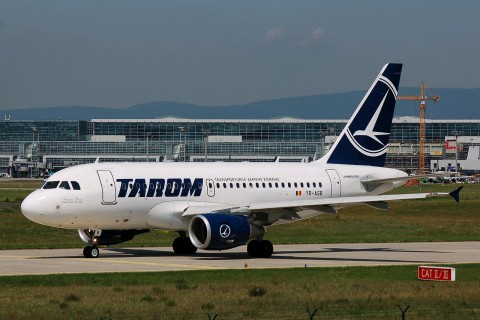 YR-ASB - A318-111 - Tarom - FRA - 21-05-2007