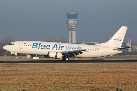 YR-BAD - 737-4C9 - Blue Air - BRU - 19-12-2007