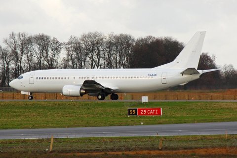 YR-BAD - 737-4C9 - Blue Air - CRL - 19-01-2007