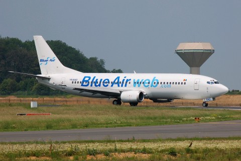 YR-BAD - 737-4C9 - Blue Air - CRL - 03-06-2007