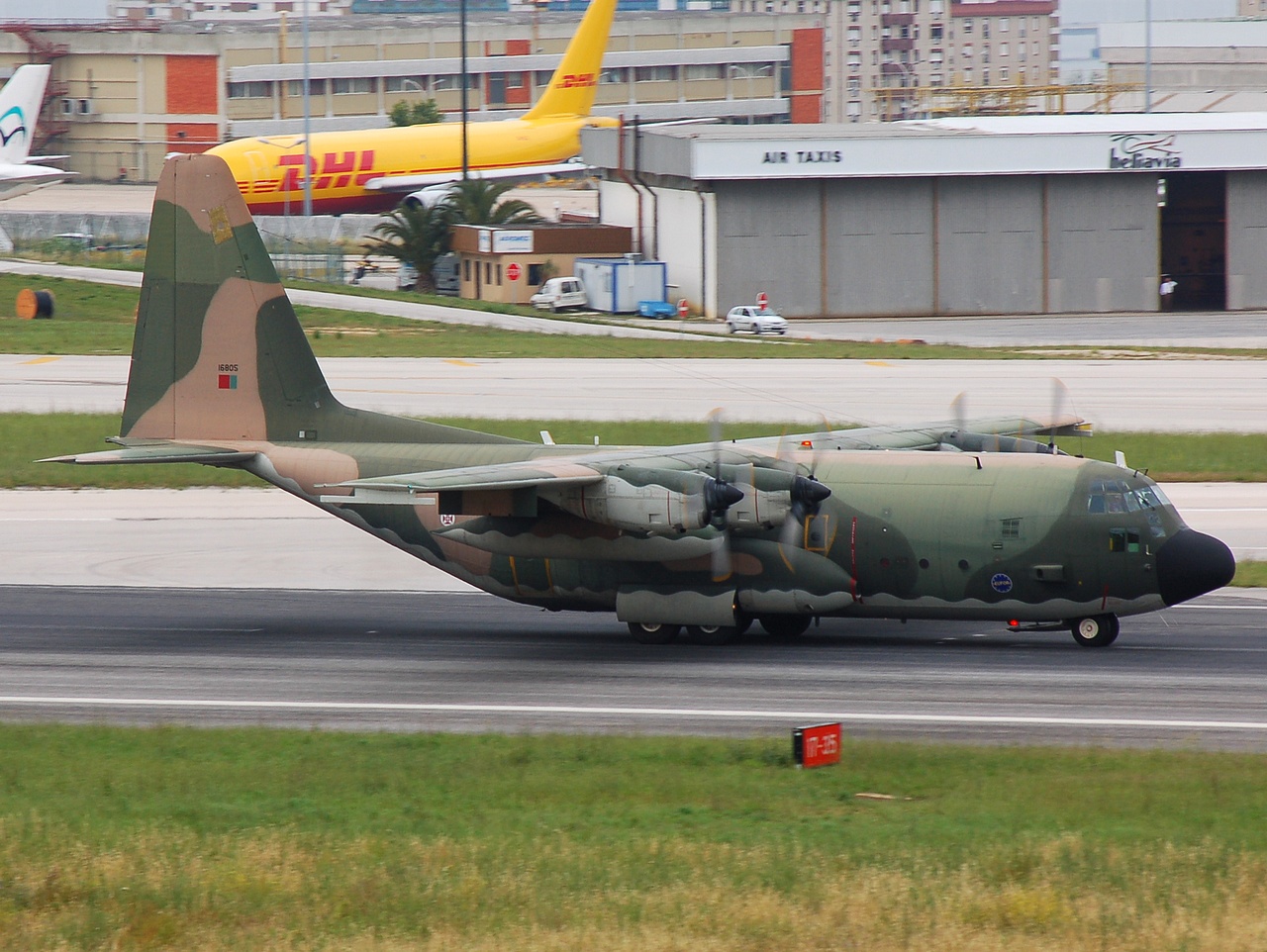 16805 - C-130H Hercules - Portuguese Air Force - LIS - 28-05-2008