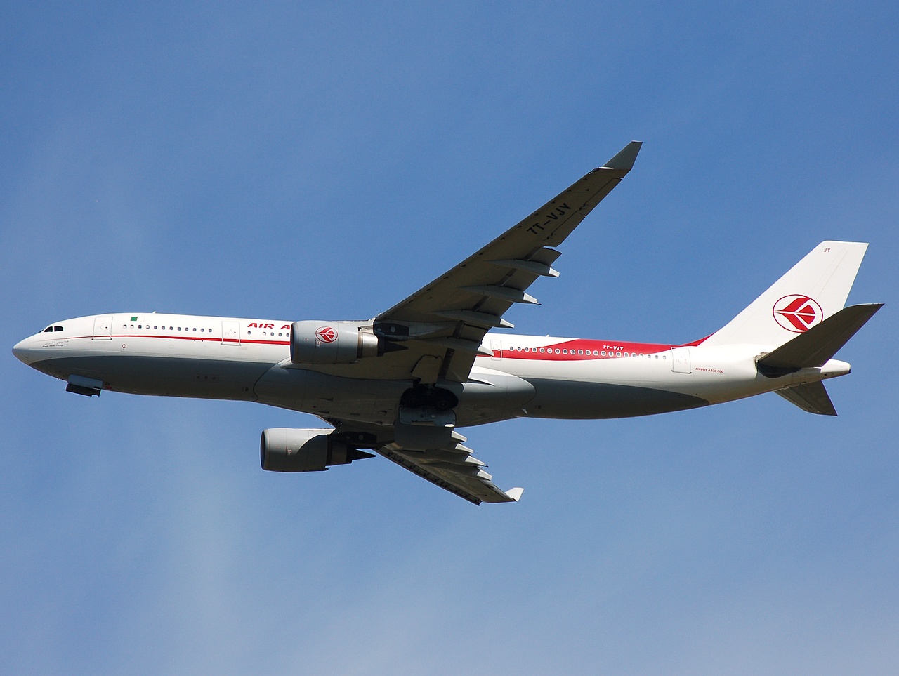 7T-VJY - A330-202 - Air Algerie - ORY - 10-07-2008