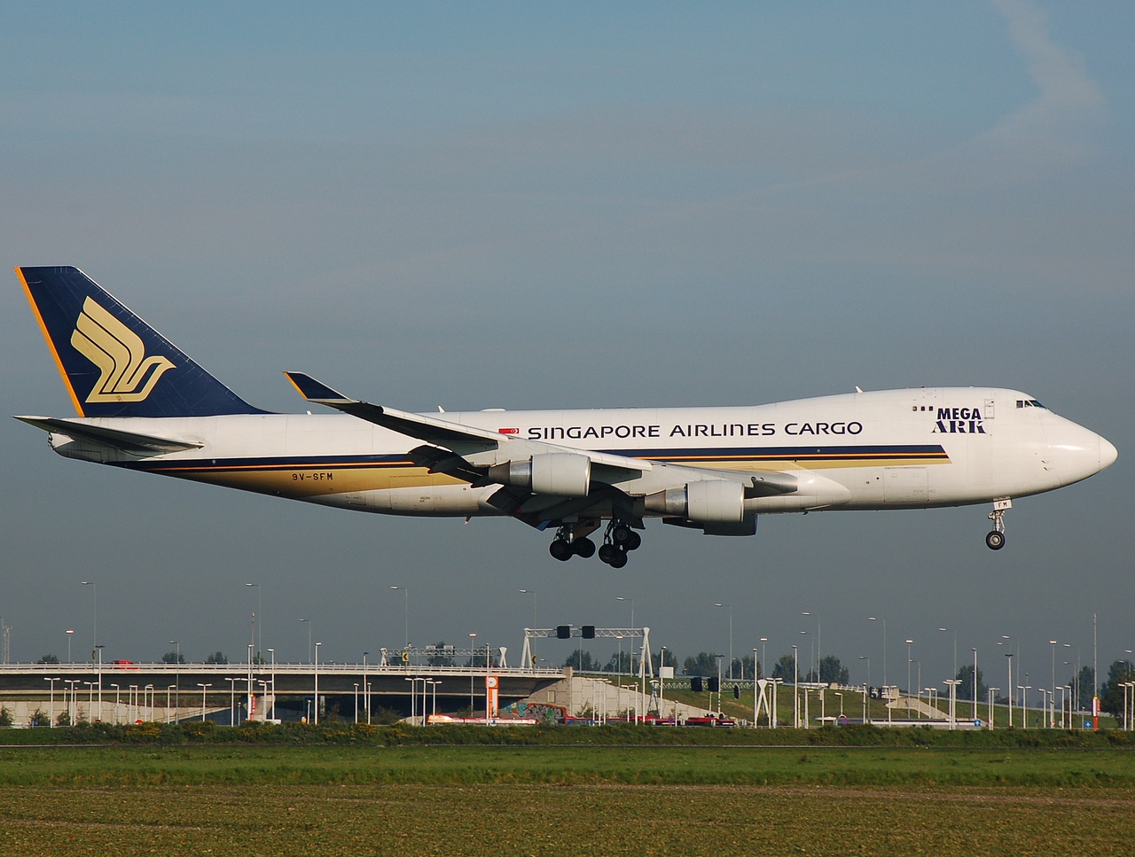 9V-SFM - 747-412F - Singapore Airlines - AMS - 20-09-2008