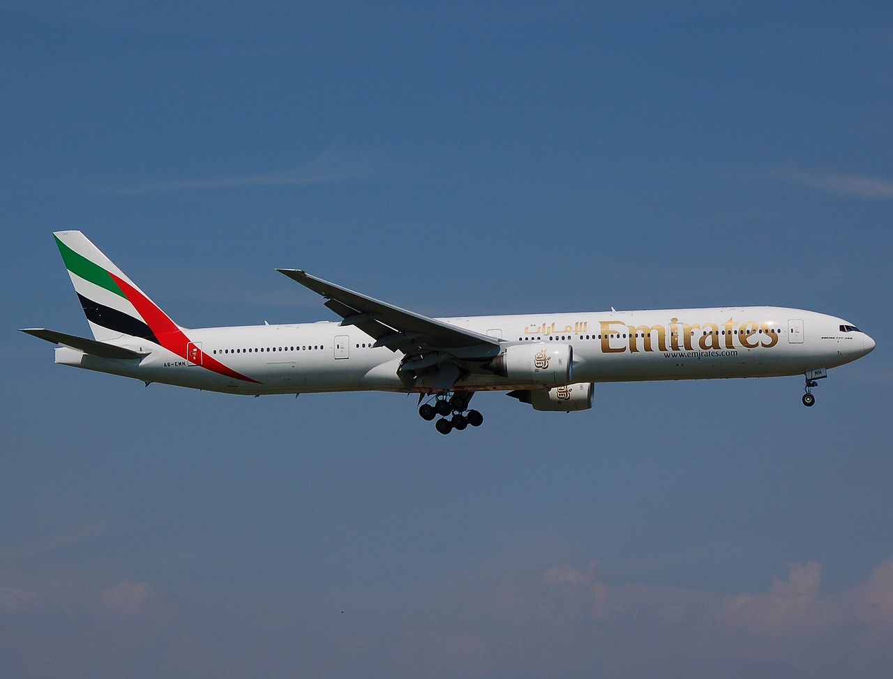 A6-EMN - 777-31H - Emirates - FCO - 10-06-2008