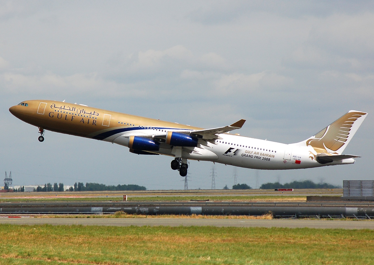 A9C-LH - A340-313 - Gulf Air - CDG - 09-07-2008