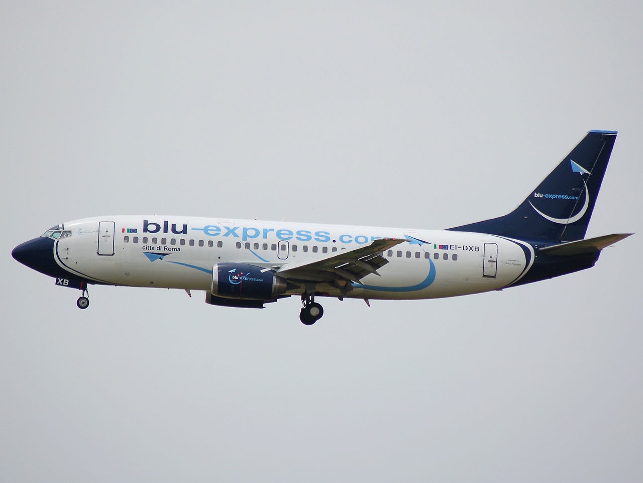 AI-DXB - B737-36Q - Blue Panorama Express - FCO - 11-06-2008