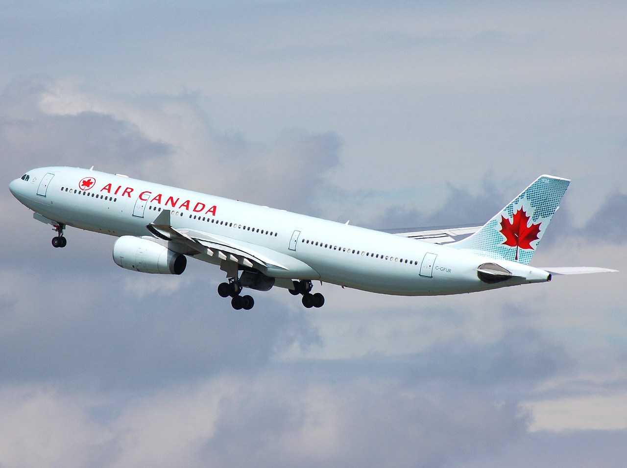 C-GFUR - A330-343 - Air Canada - CDG - 09-07-2008