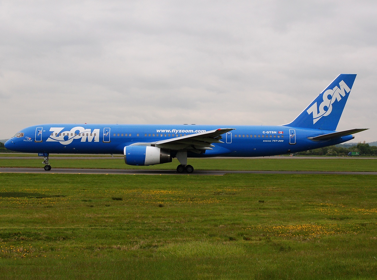 C-GTSN - 757-28A - Zoom Airlines - GLA - 16-05-2008