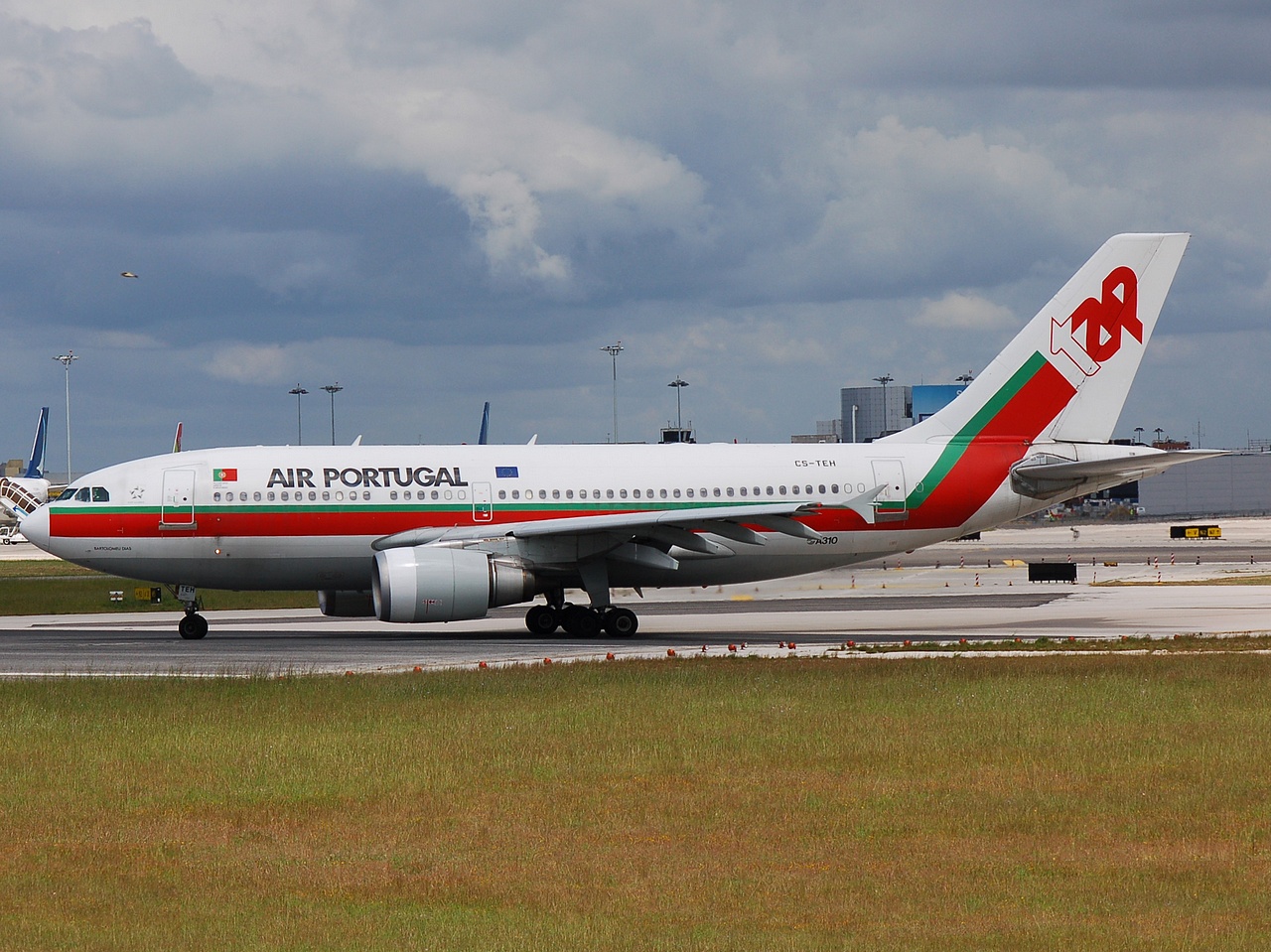 CS-TEH - A310-304 - TAP _ Air Portugal - LIS - 29-05-2008